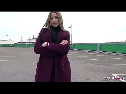 ❤️ 德国侦察员是一个梦想触摸斯蒂尔,停车场告诉和性感的钱 ❤ Super sex